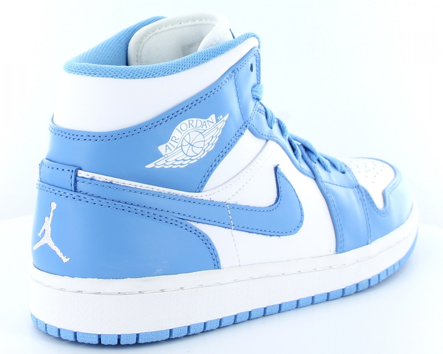 Carolina shop ones jordans